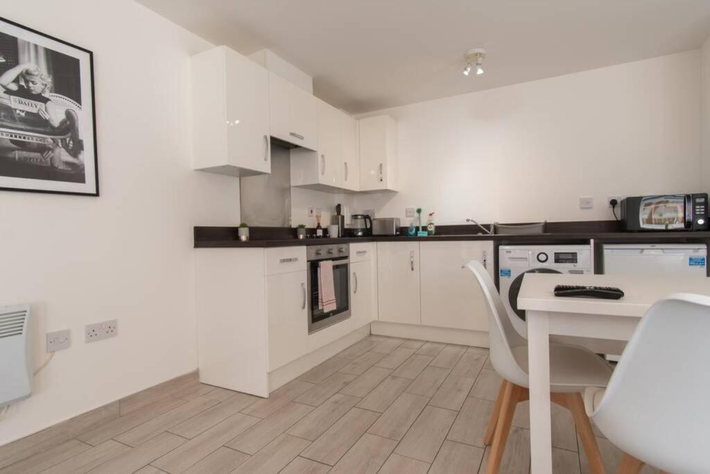 Appartement Studio ✧ High Street - Bornemouth Extérieur photo